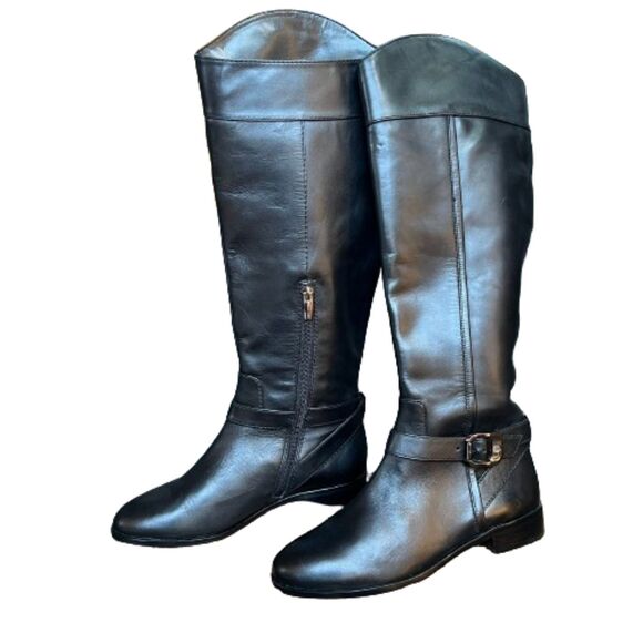 NWOB Vince Camuto Womens Buckle Ovarlym  Block Heel Leather Riding Boot 7M- $239 - Picture 1 of 8